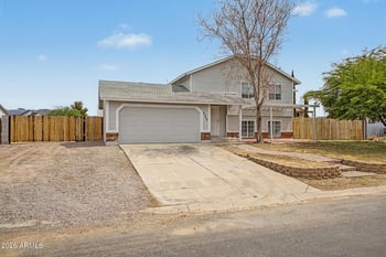 9340 Des Moines St, Mesa, AZ 85207