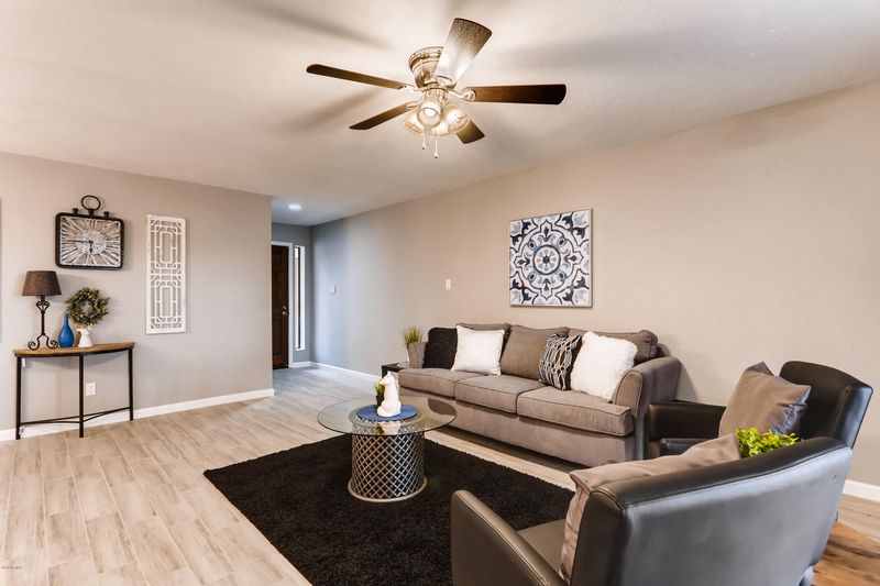 9340 N 92nd St #217, Scottsdale, AZ 85258