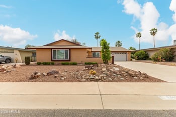 9341 Briarwood Cir, Sun City, AZ 85351