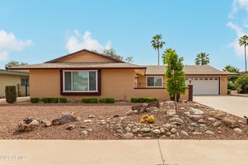 9341 Briarwood Cir, Sun City, AZ 85351