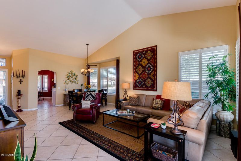 9341 E Jadecrest Dr, Sun Lakes, AZ 85248