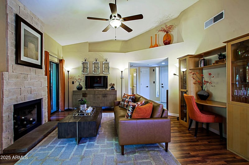 9342 Purdue Ave #234, Scottsdale, AZ 85258