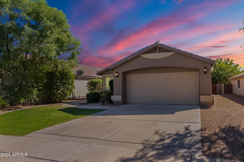 9347 E Nopal Ave, Mesa, AZ 85209