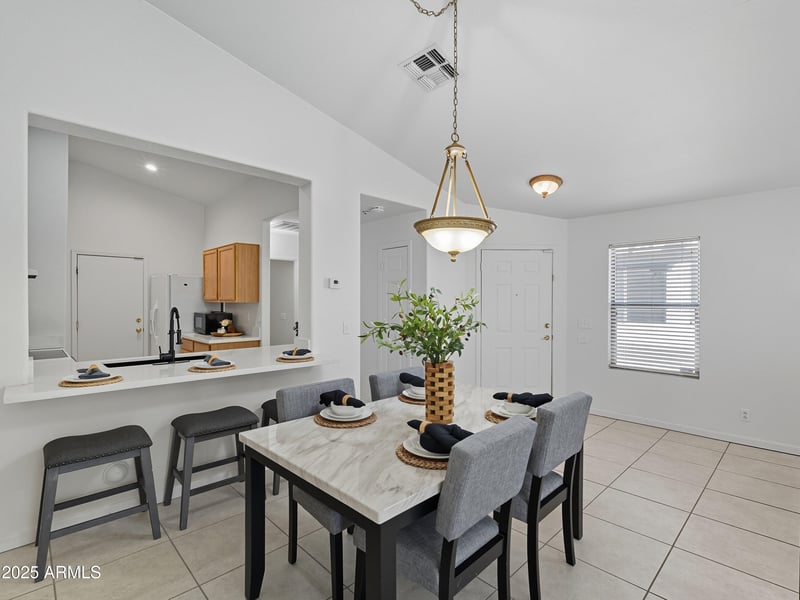 9347 Nopal Ave, Mesa, AZ 85209