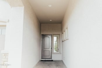 9348 Sells Dr, Phoenix, AZ 85037