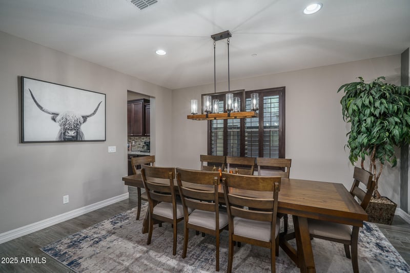 9349 Cashman Dr, Peoria, AZ 85383