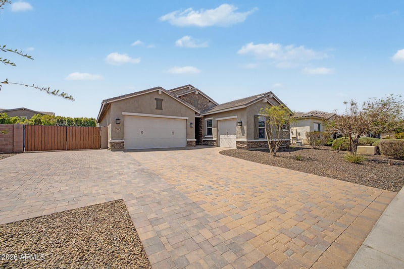 9349 W Louise Dr, Peoria, AZ 85383