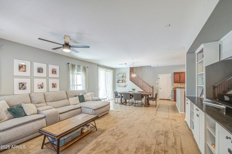 935 Deerfield Ln, Gilbert, AZ 85296