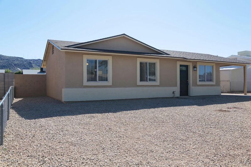 935 E Desert Dr, Phoenix, AZ 85042