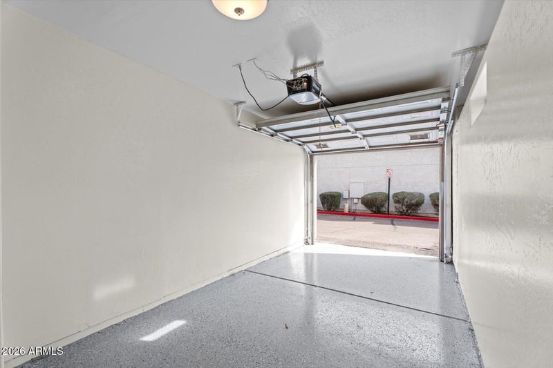 935 N Granite Reef Rd #102, Scottsdale, AZ 85257