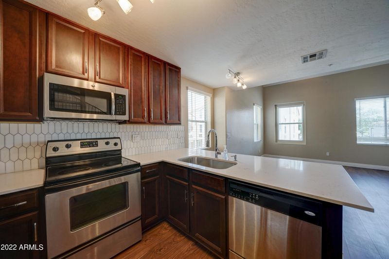 935 W Aspen Way, Gilbert, AZ 85233