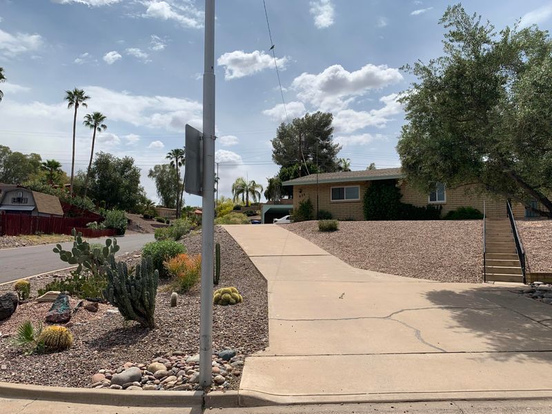 935 W Fairway Dr, Mesa, AZ 85201