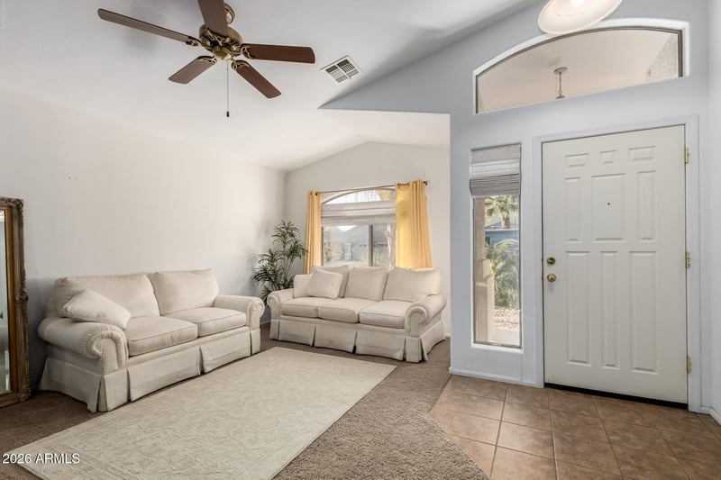935 Gascon Rd, San Tan Valley, AZ 85143