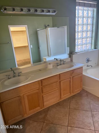 9350 182nd Ln, Goodyear, AZ 85338