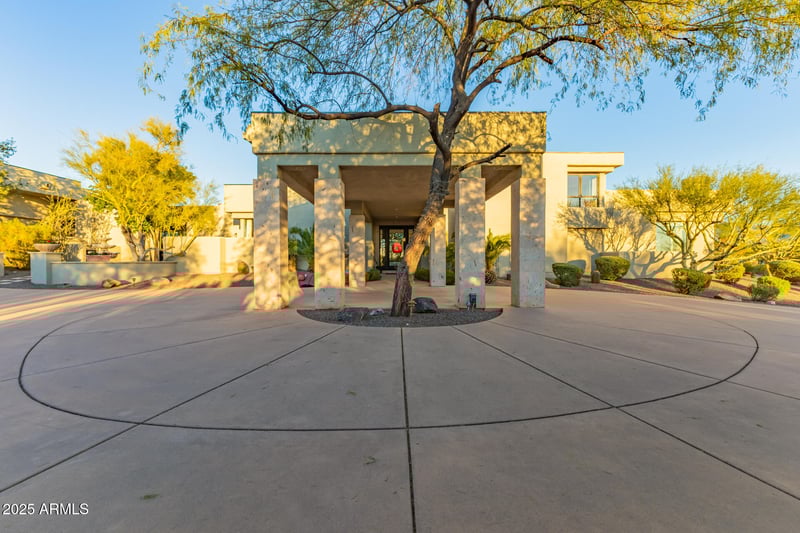 9350 Via Del Sol Dr, Scottsdale, AZ 85255