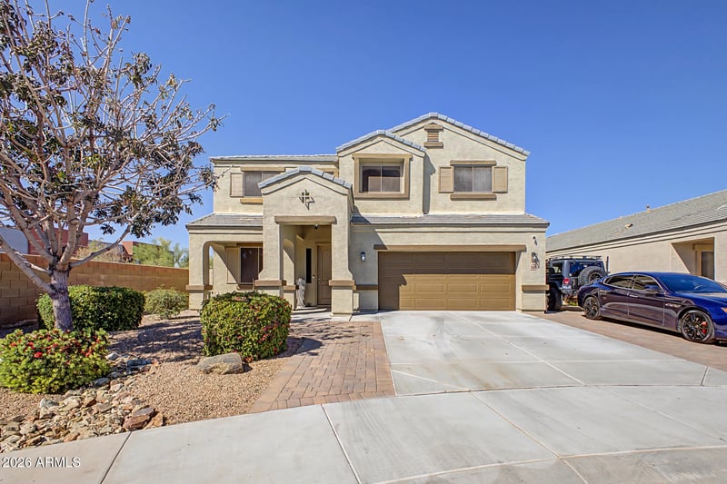 9350 W Medlock Dr, Glendale, AZ 85305