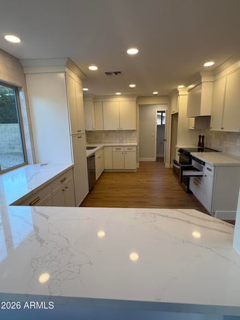 9353 Osage Ave, Mesa, AZ 85212