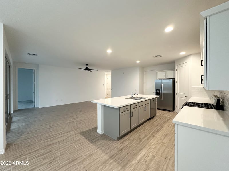 9354 E Spiral Ave, Mesa, AZ 85212