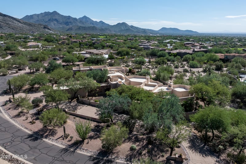 9355 Via Del Sol Dr, Scottsdale, AZ 85255