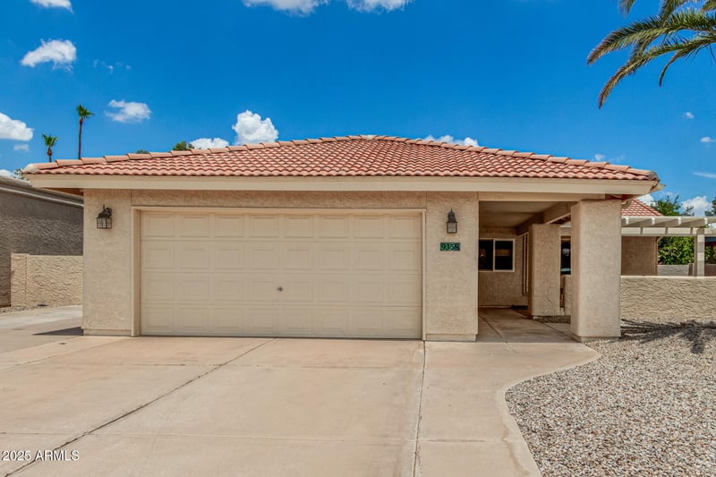 9358 Olive Ln, Sun Lakes, AZ 85248