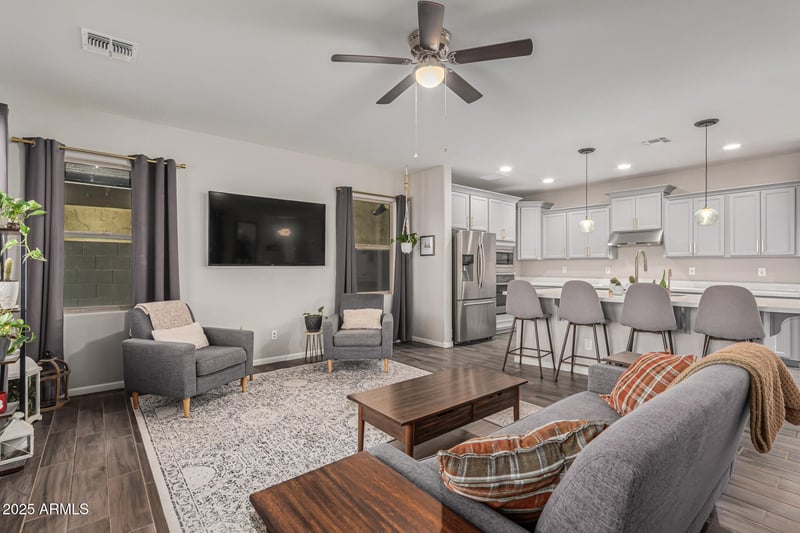 936 200th Ln, Buckeye, AZ 85326