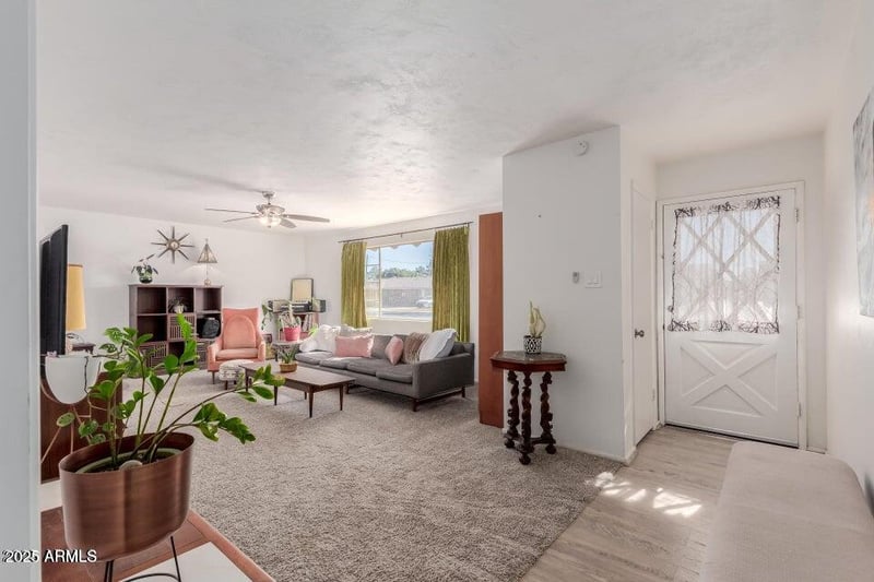 936 8th Pl, Mesa, AZ 85203
