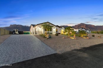 9362 E Cloudview Ave, Gold Canyon, AZ 85118