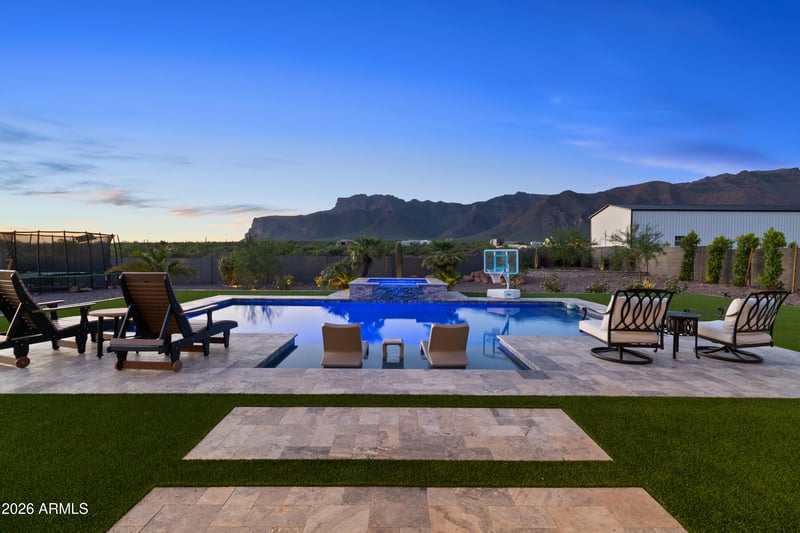 9362 E Cloudview Ave, Gold Canyon, AZ 85118