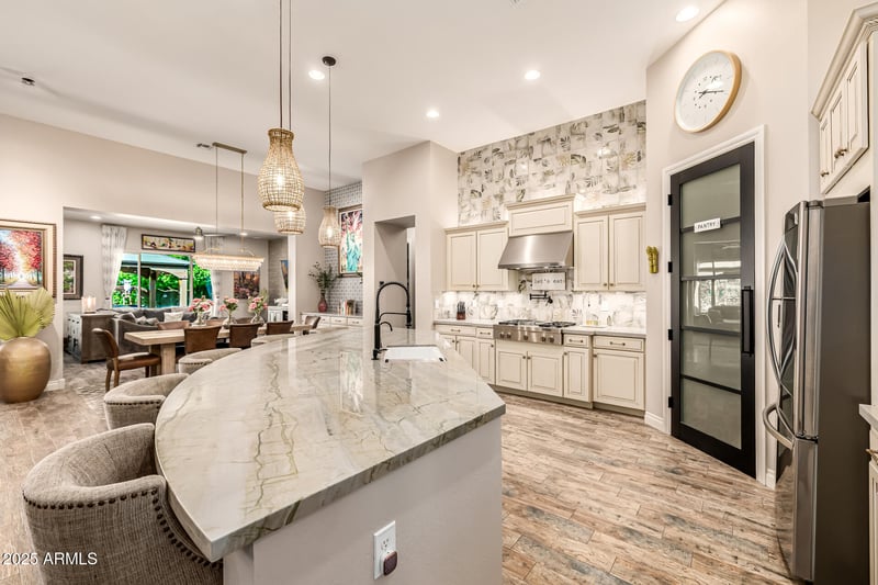 9362 Sands Dr, Peoria, AZ 85383