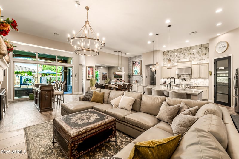 9362 Sands Dr, Peoria, AZ 85383