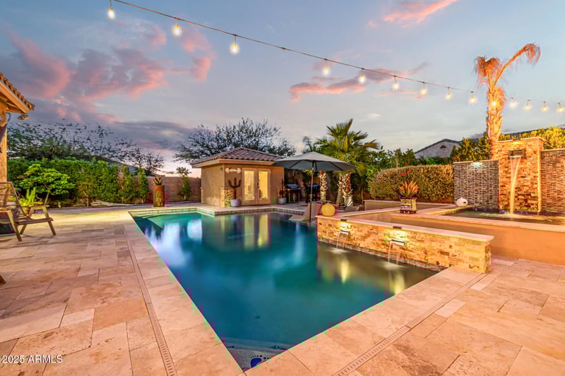 9362 Sands Dr, Peoria, AZ 85383