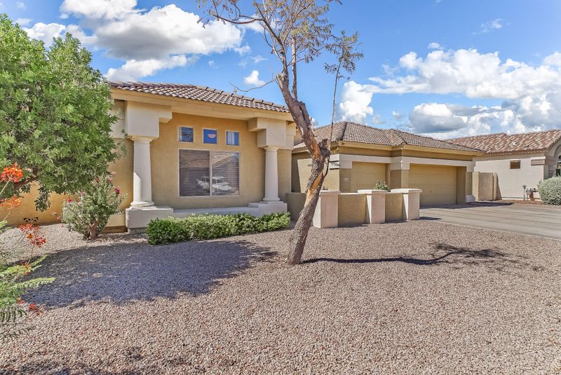 9363 E Hillview Cir, Mesa, AZ 85207