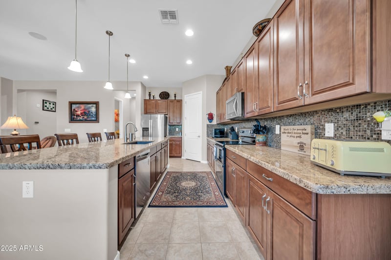 9364 Cashman Dr, Peoria, AZ 85383
