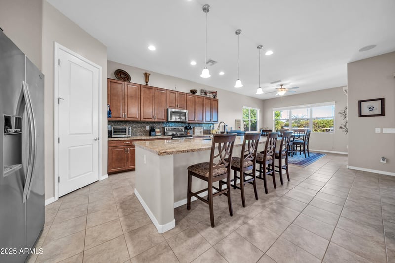 9364 Cashman Dr, Peoria, AZ 85383