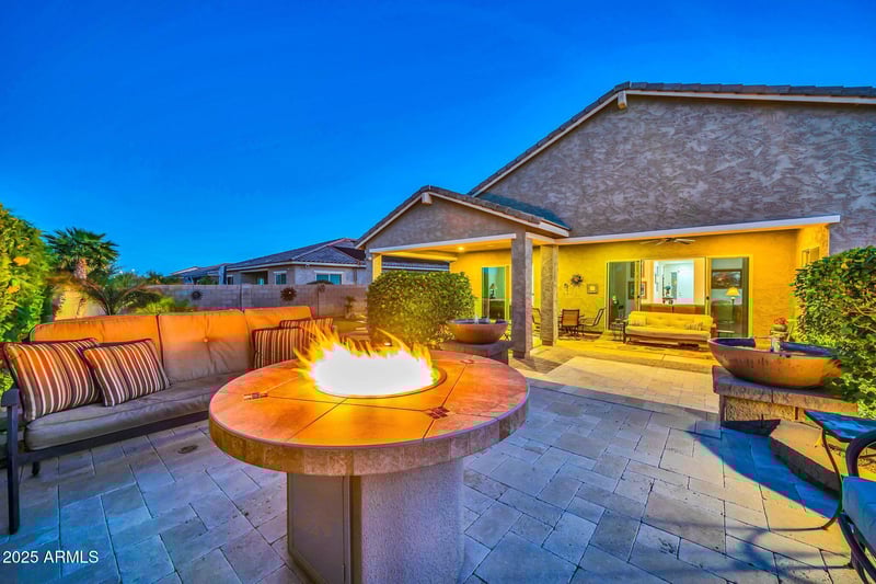 9364 Cashman Dr, Peoria, AZ 85383