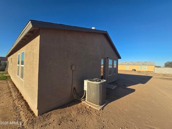 9364 Oneida Dr, Arizona City, AZ 85123