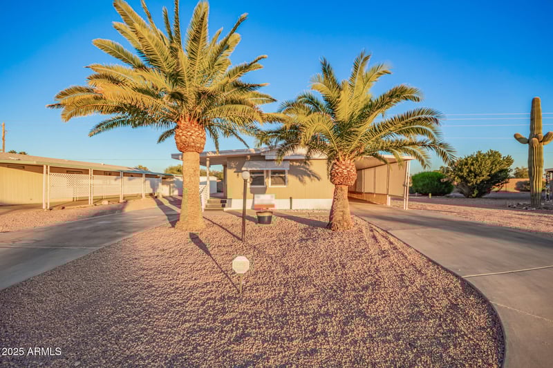 937 91st Pl, Mesa, AZ 85208