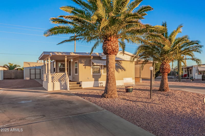 937 91st Pl, Mesa, AZ 85208