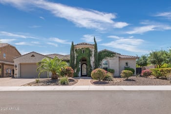 9371 Los Gatos Dr, Peoria, AZ 85383