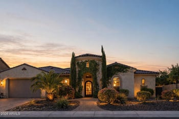 9371 Los Gatos Dr, Peoria, AZ 85383