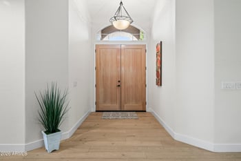 9371 Maple Dr, Scottsdale, AZ 85255