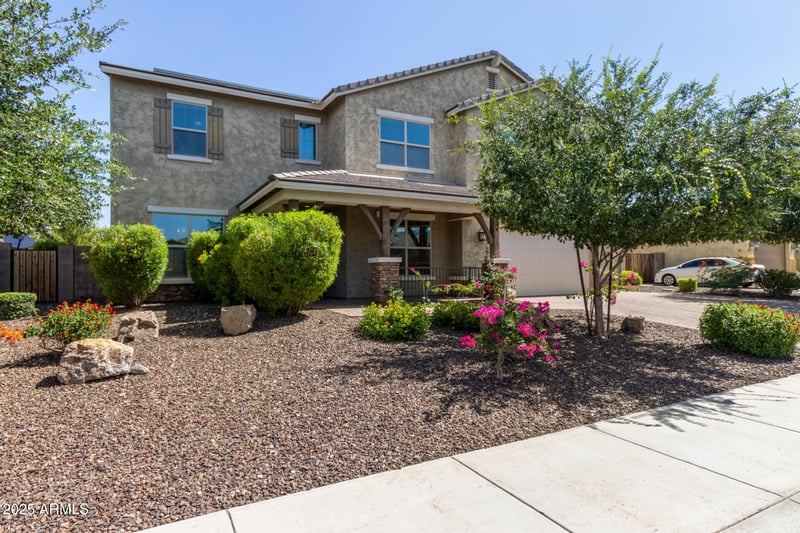 9372 Louise Dr, Peoria, AZ 85383