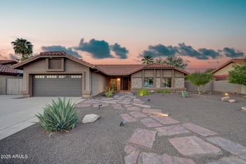 938 Knight Ln, Tempe, AZ 85284