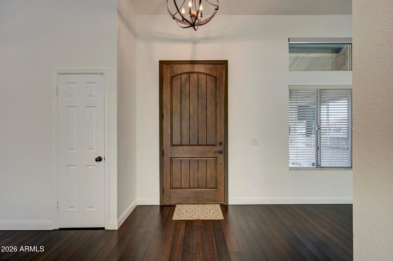 938 Knight Ln, Tempe, AZ 85284