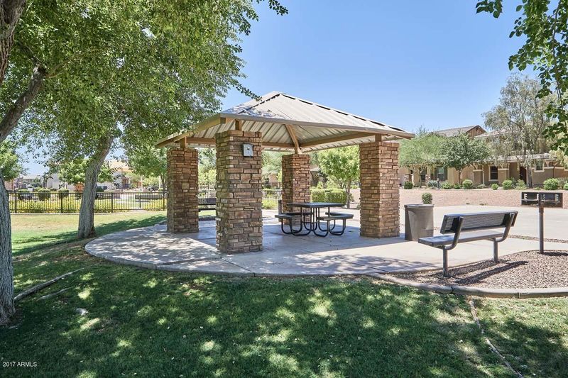938 S Olympic Dr, Gilbert, AZ 85296