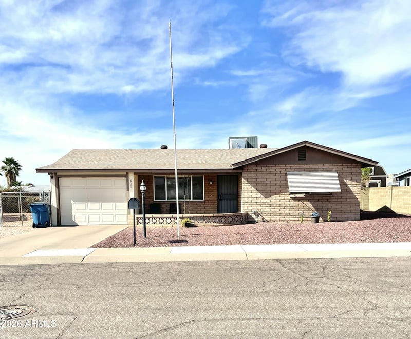 938 Palo Verde Dr, Apache Junction, AZ 85120