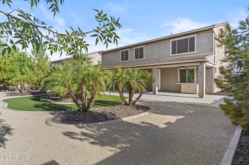 9382 Louise Dr, Peoria, AZ 85383