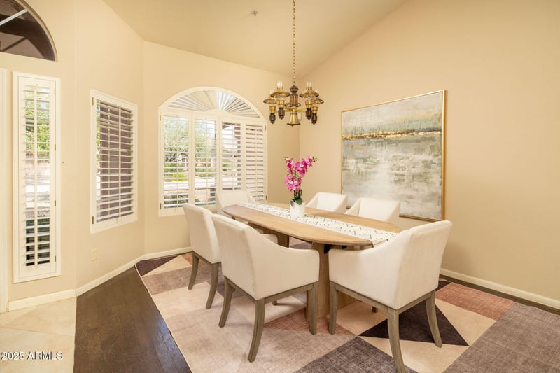 9383 Palm Tree Dr, Scottsdale, AZ 85255