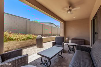 939 Paseo Way, Phoenix, AZ 85042