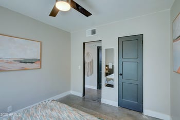 939 Turney Ave, Phoenix, AZ 85014